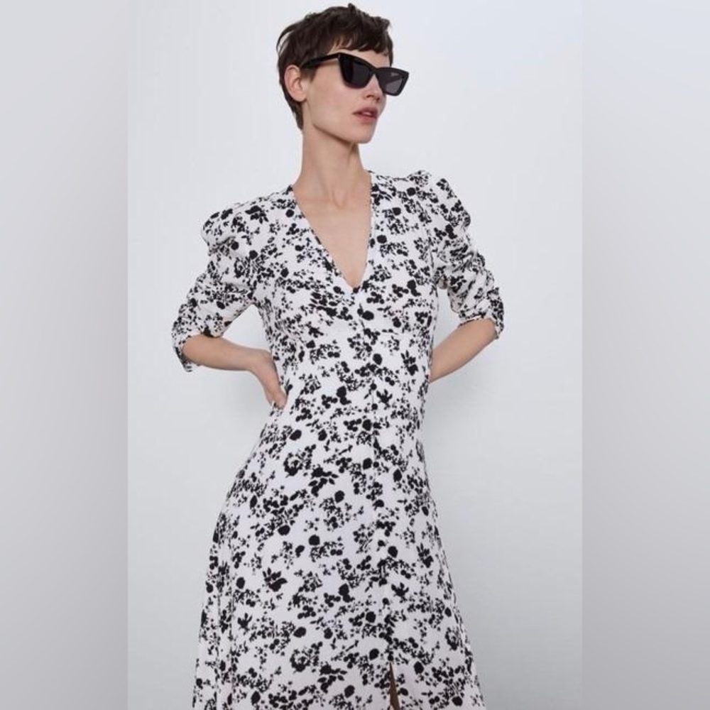 ZARA BLACK AND WHITE FLORAL PRINT DRESS